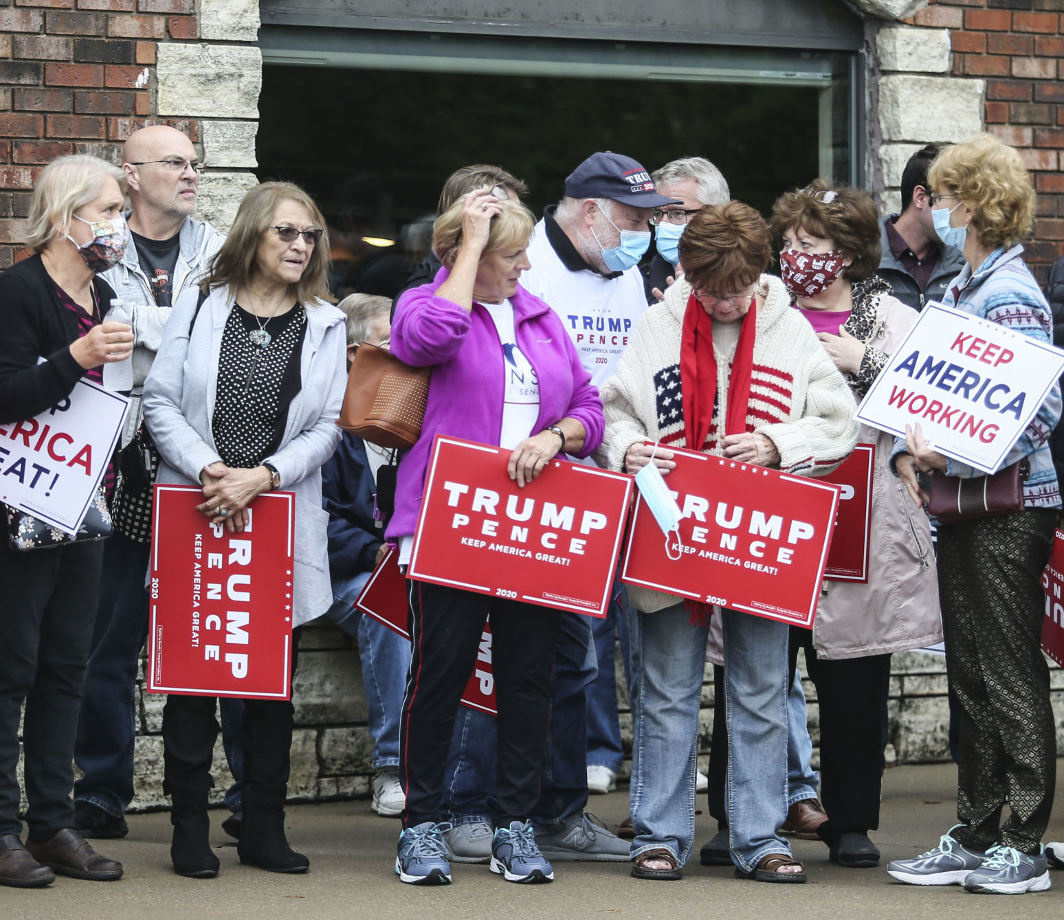 091220-qc-nws-trump-20.JPG